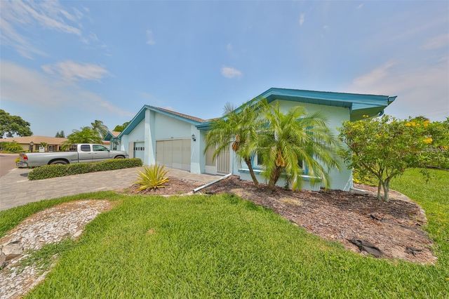 2620 LOCKSLEY STREET 261, Sun City Center, FL 33573