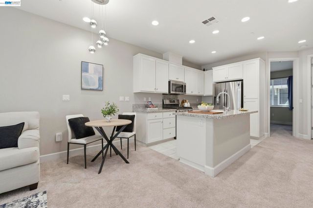 1820 Enclave Pl, Concord, CA 94519