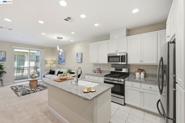 1820 Enclave Pl, Concord, CA 94519