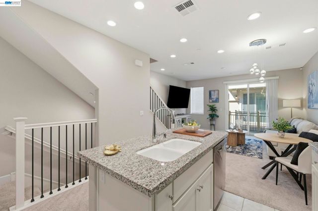 1820 Enclave Pl, Concord, CA 94519