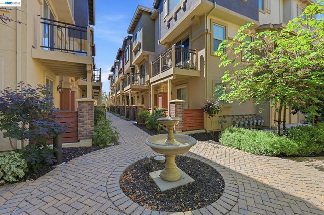 1820 Enclave Pl, Concord, CA 94519