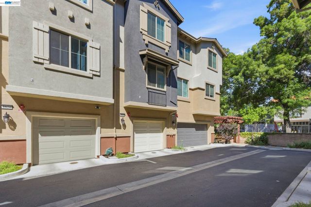 1820 Enclave Pl, Concord, CA 94519