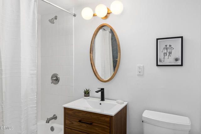 795 E Racquet Club Road, Palm Springs, CA 92262