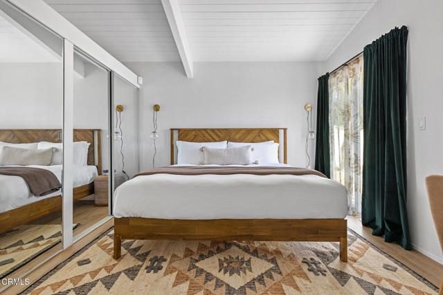 795 E Racquet Club Road, Palm Springs, CA 92262