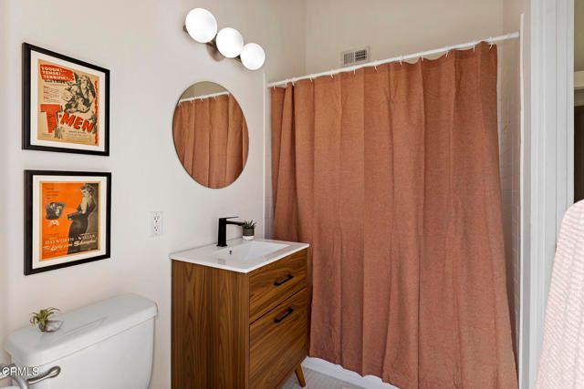 795 E Racquet Club Road, Palm Springs, CA 92262