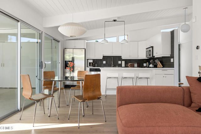 795 E Racquet Club Road, Palm Springs, CA 92262