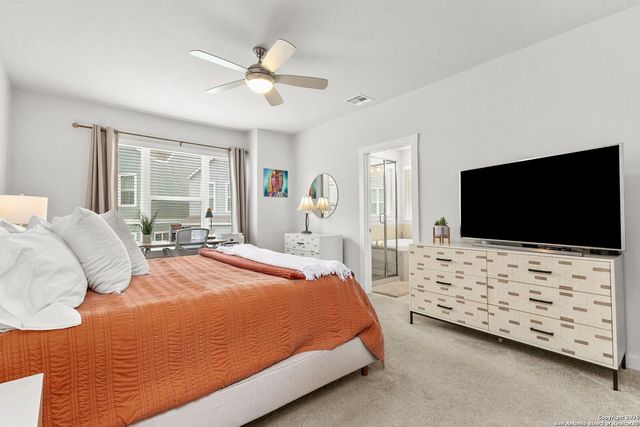 5843 Whitby Rd Unit 33, San Antonio, TX 78240