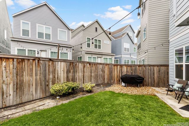 5843 Whitby Rd Unit 33, San Antonio, TX 78240