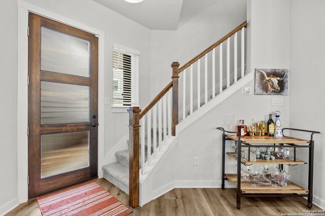 5843 Whitby Rd Unit 33, San Antonio, TX 78240