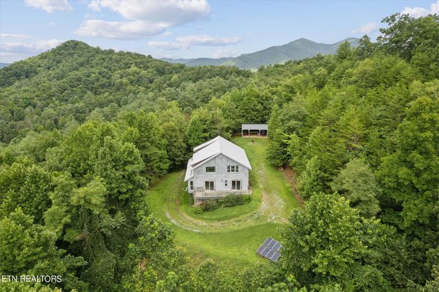 856 Little Berry Way, Del Rio, TN 37727