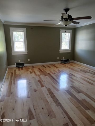 2348 Deep Run Church Road, Deep Run, NC 28525