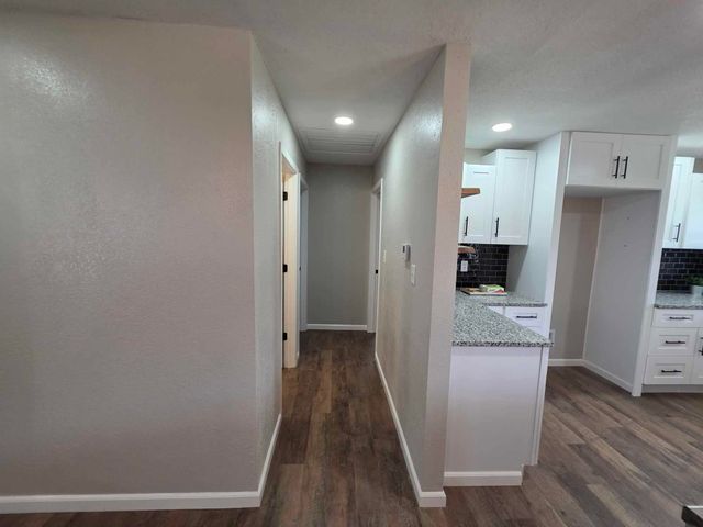 6815 Se Highway 54, Collins, MO 64738