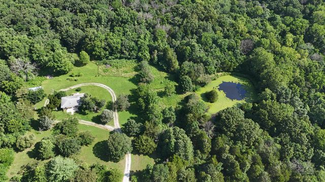 6815 Se Highway 54, Collins, MO 64738