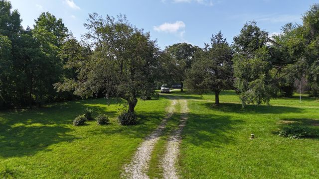 6815 Se Highway 54, Collins, MO 64738