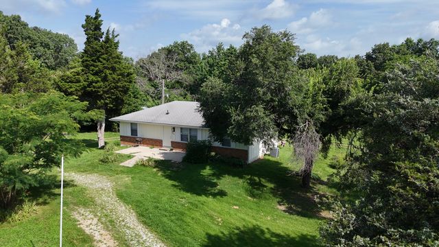 6815 Se Highway 54, Collins, MO 64738