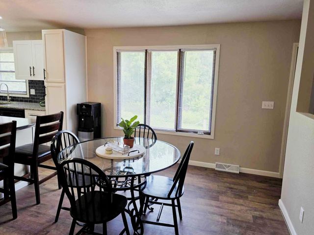 6815 Se Highway 54, Collins, MO 64738