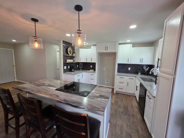 6815 Se Highway 54, Collins, MO 64738