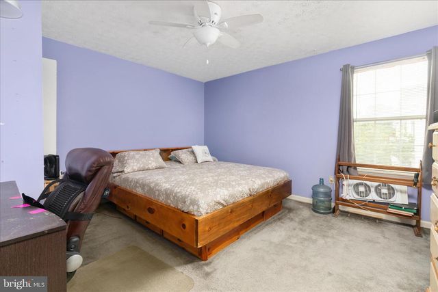 132 STADIUM CIR, Inwood, WV 25428