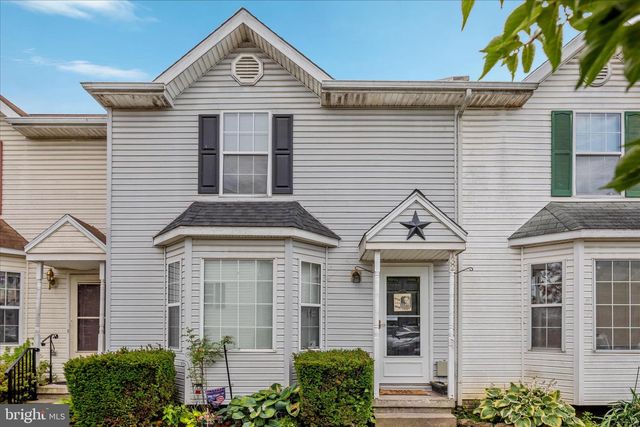 132 STADIUM CIR, Inwood, WV 25428