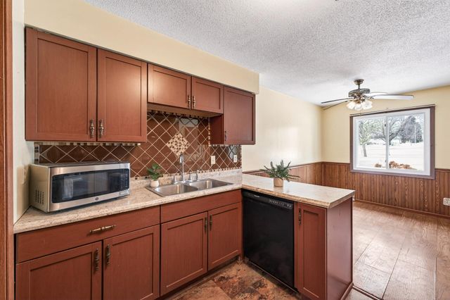 9192 Indian Boulevard S, Cottage Grove, MN 55016