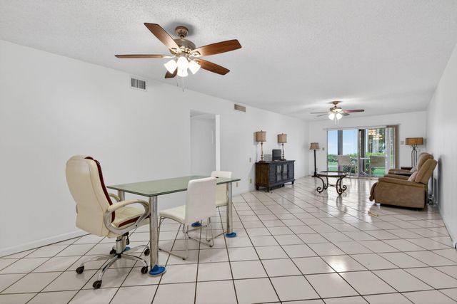 2201 Lucaya Bend A1, Coconut Creek, FL 33066