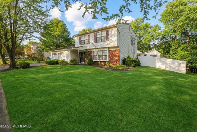 302 Princeton Drive, Howell, NJ 07731