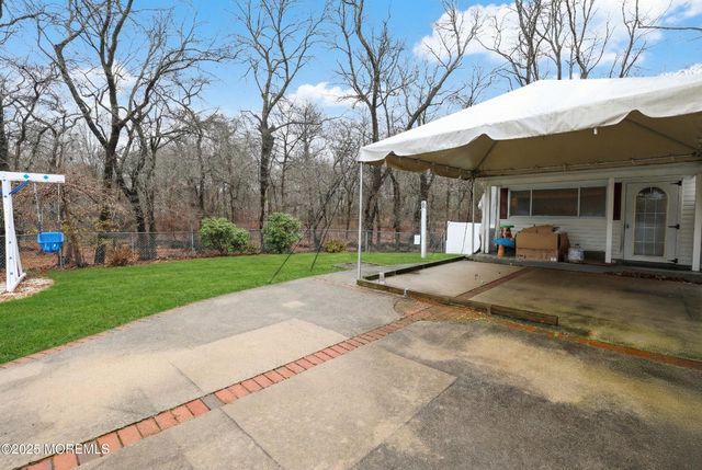 302 Princeton Drive, Howell, NJ 07731