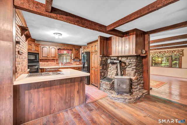 24 Sunrise Ridge, Middlefield, CT 06481