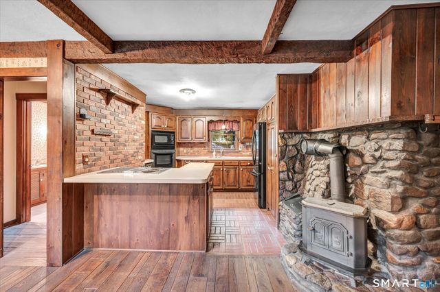 24 Sunrise Ridge, Middlefield, CT 06481