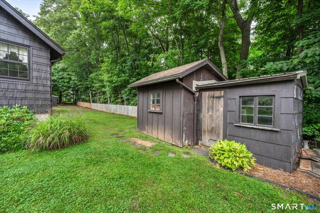 24 Sunrise Ridge, Middlefield, CT 06481