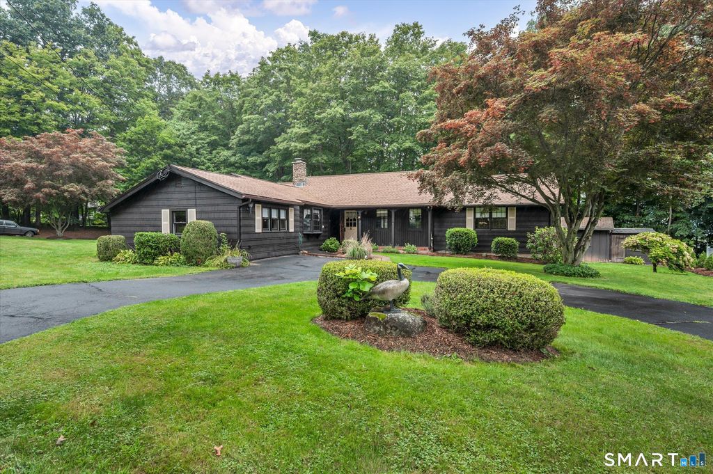 24 Sunrise Ridge, Middlefield, CT 06481