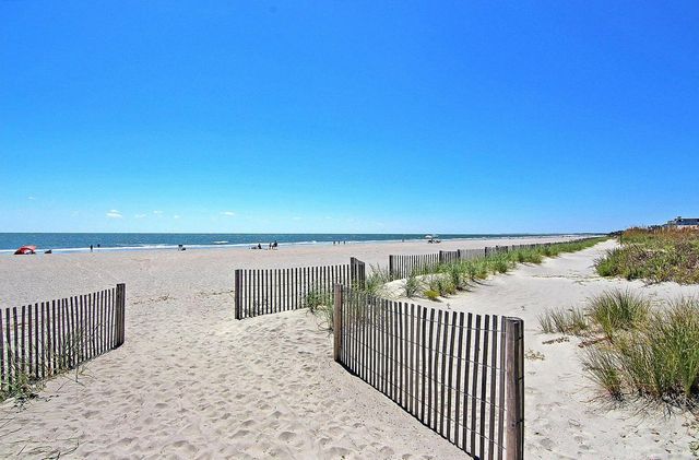 1984 Folly Road B108, Charleston, SC 29412