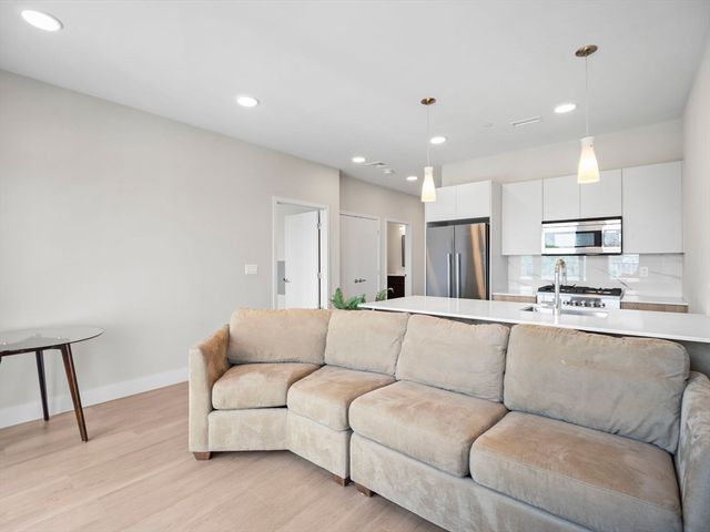 249 Corey Rd 404, Boston, MA 02135