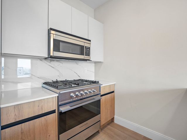 249 Corey Rd 404, Boston, MA 02135