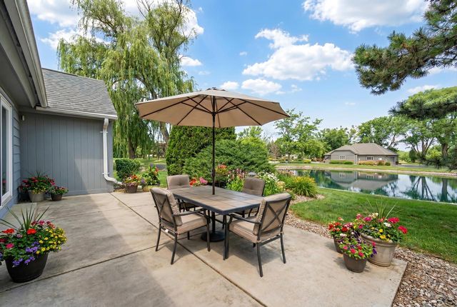 10327 N Savannah COURT, Mequon, WI 53092