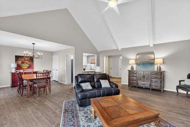 10327 N Savannah COURT, Mequon, WI 53092