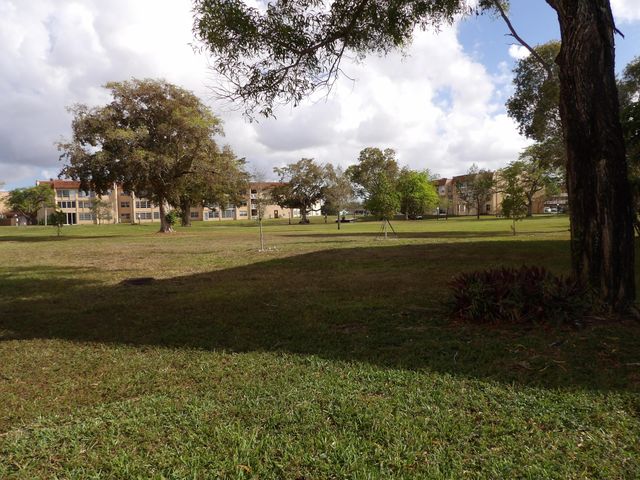 9310 Sunrise Lakes Boulevard 108, Sunrise, FL 33322