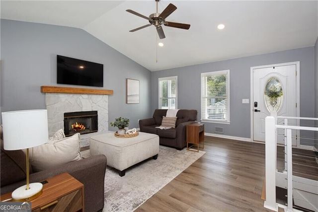 4270 Hidden Meadow Circle, Sugar Hill, GA 30518