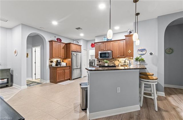 10695 Camarelle CIR, Fort Myers, FL 33913