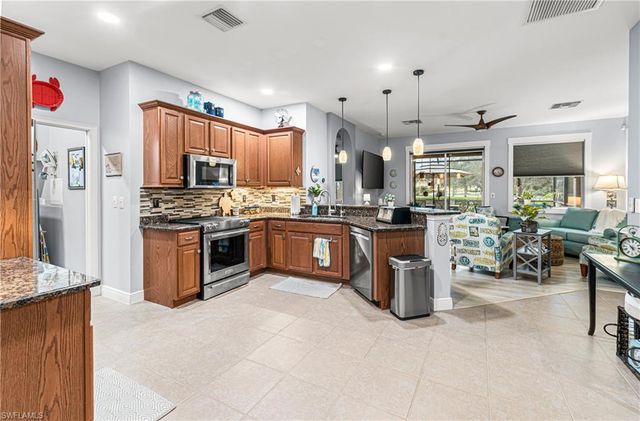 10695 Camarelle CIR, Fort Myers, FL 33913