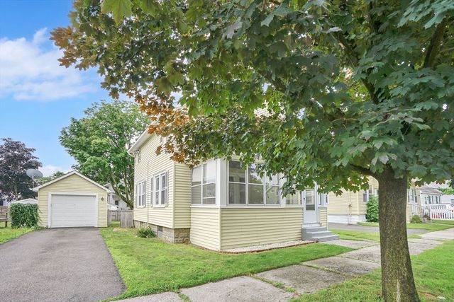 184 Arthur St, Springfield, MA 01104