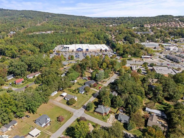 401 Rogers Avenue, Greenville, SC 29617