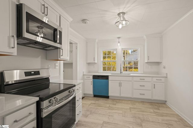 401 Rogers Avenue, Greenville, SC 29617