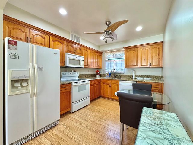 565 Piedmont L, Delray Beach, FL 33484