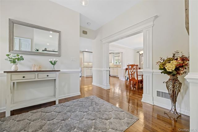 24 Aspen Road, New Rochelle, NY 10804