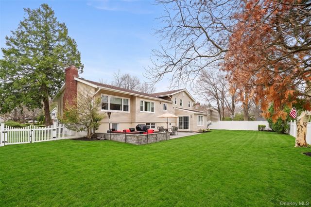 24 Aspen Road, New Rochelle, NY 10804