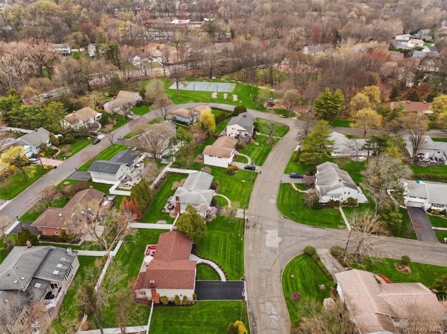 24 Aspen Road, New Rochelle, NY 10804