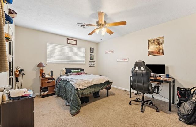 1402 Dominik Drive, College Station, TX 77840