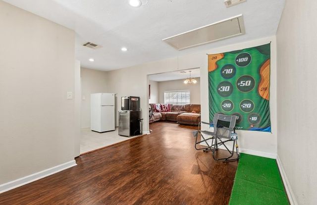 1402 Dominik Drive, College Station, TX 77840