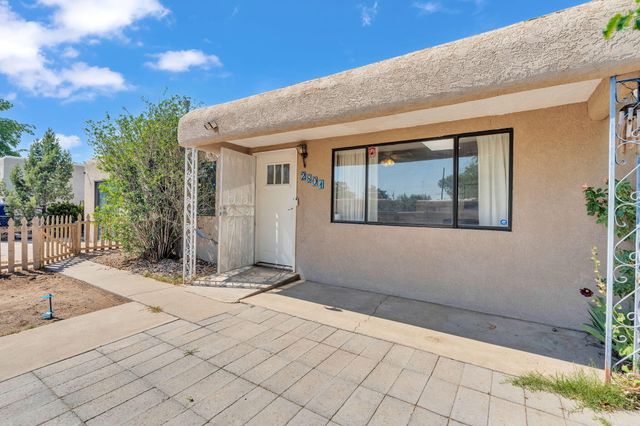 2801 San Marcial Street NW, Albuquerque, NM 87104
